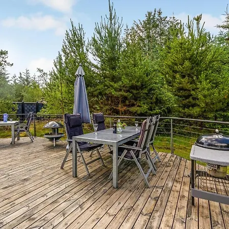 Beautiful In With Kitchen Holiday home *