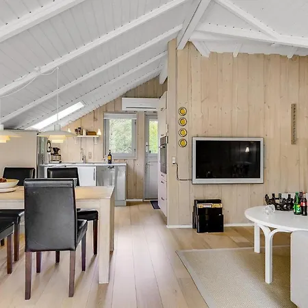 Beautiful In With Kitchen